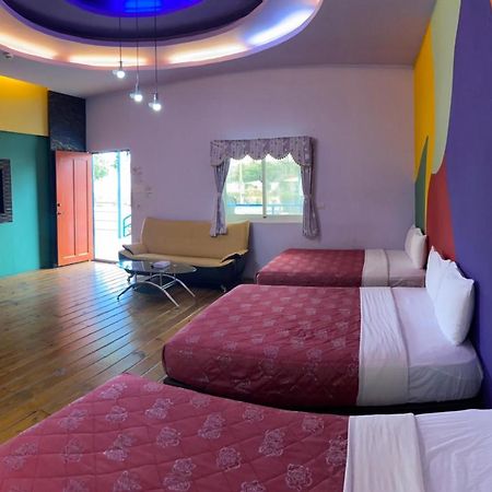 J Lin Hostel Кендин Екстериор снимка