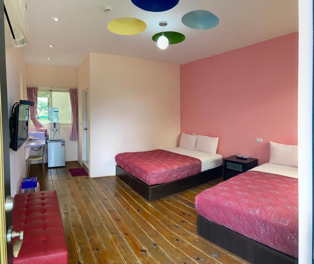 J Lin Hostel Кендин Екстериор снимка