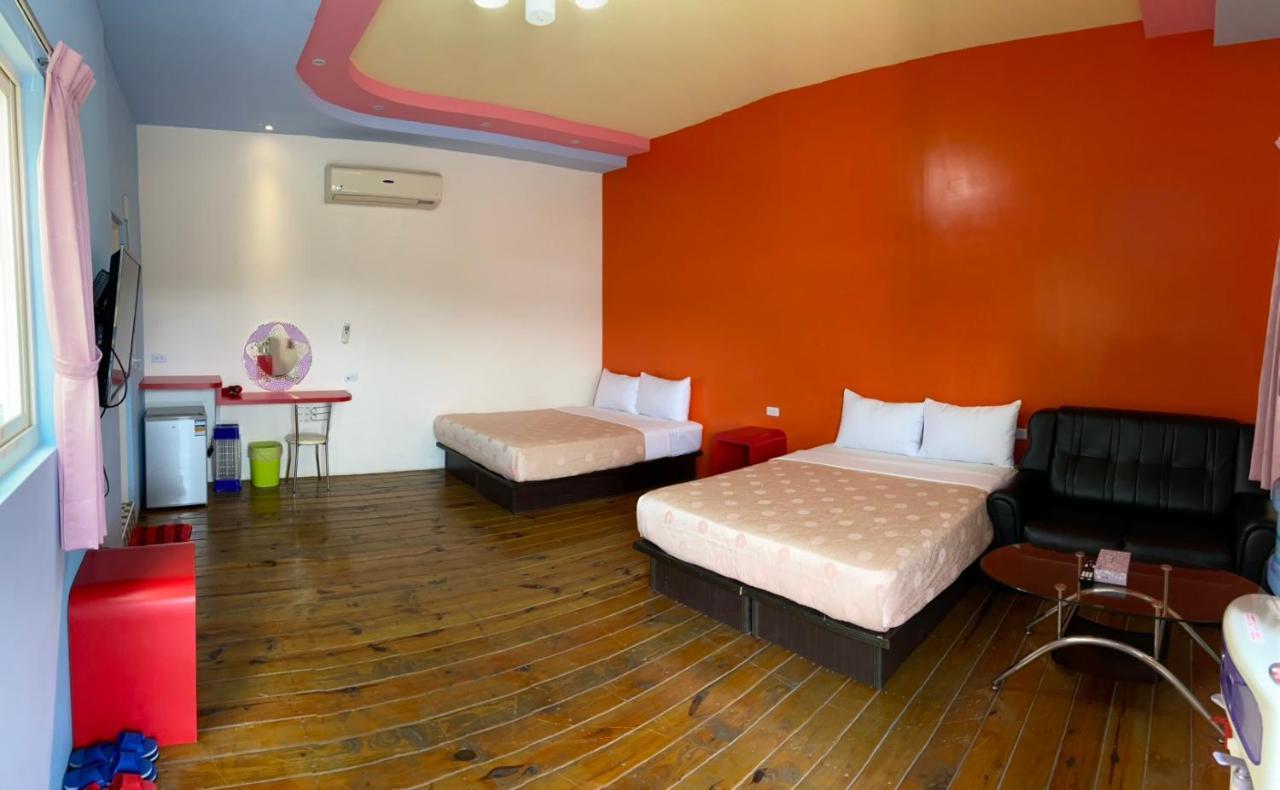 J Lin Hostel Кендин Екстериор снимка
