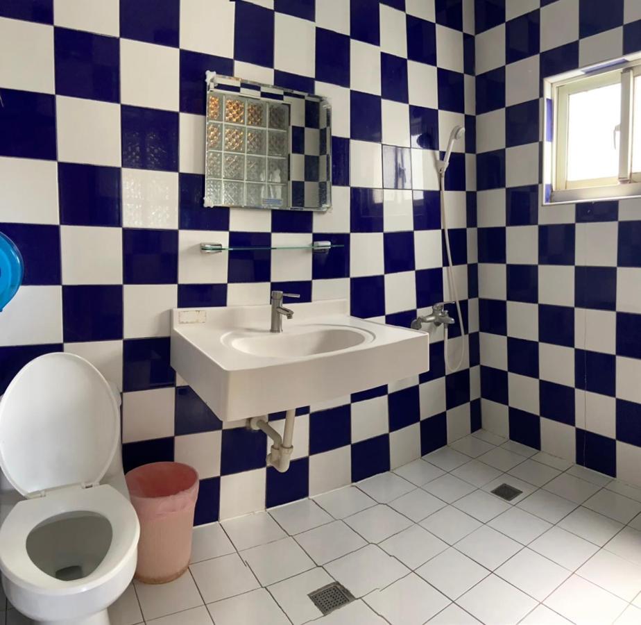J Lin Hostel Кендин Екстериор снимка