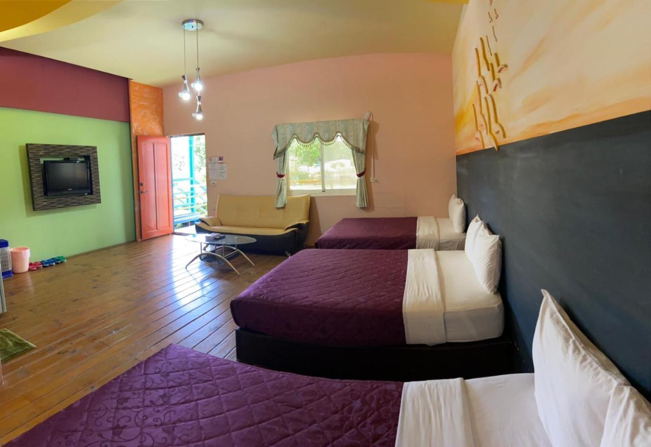 J Lin Hostel Кендин Екстериор снимка
